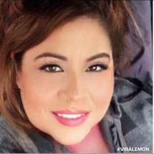 Meet your Posher, Marina